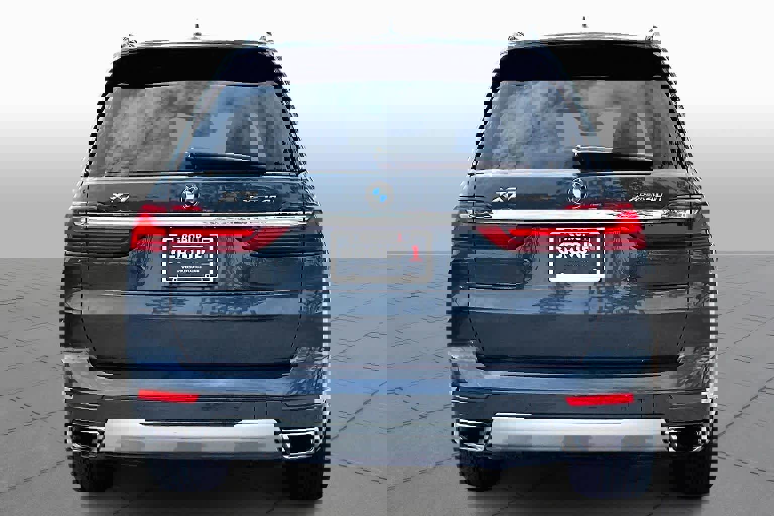 Used 2022 BMW X7 xDrive40i w/ Premium Package image 5