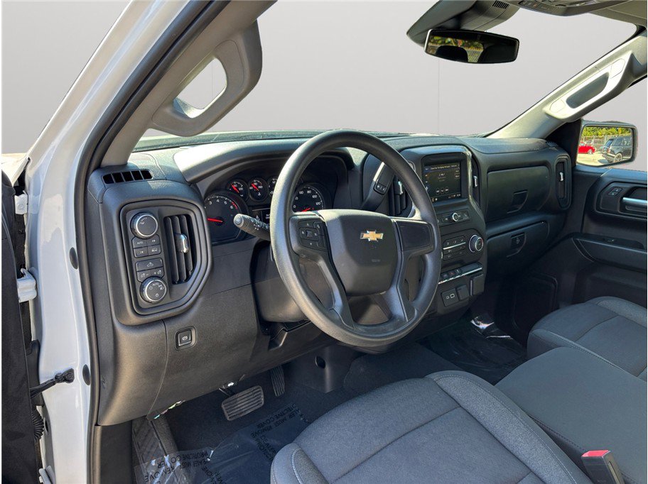 Used 2022 Chevrolet Silverado 1500 Custom image 6