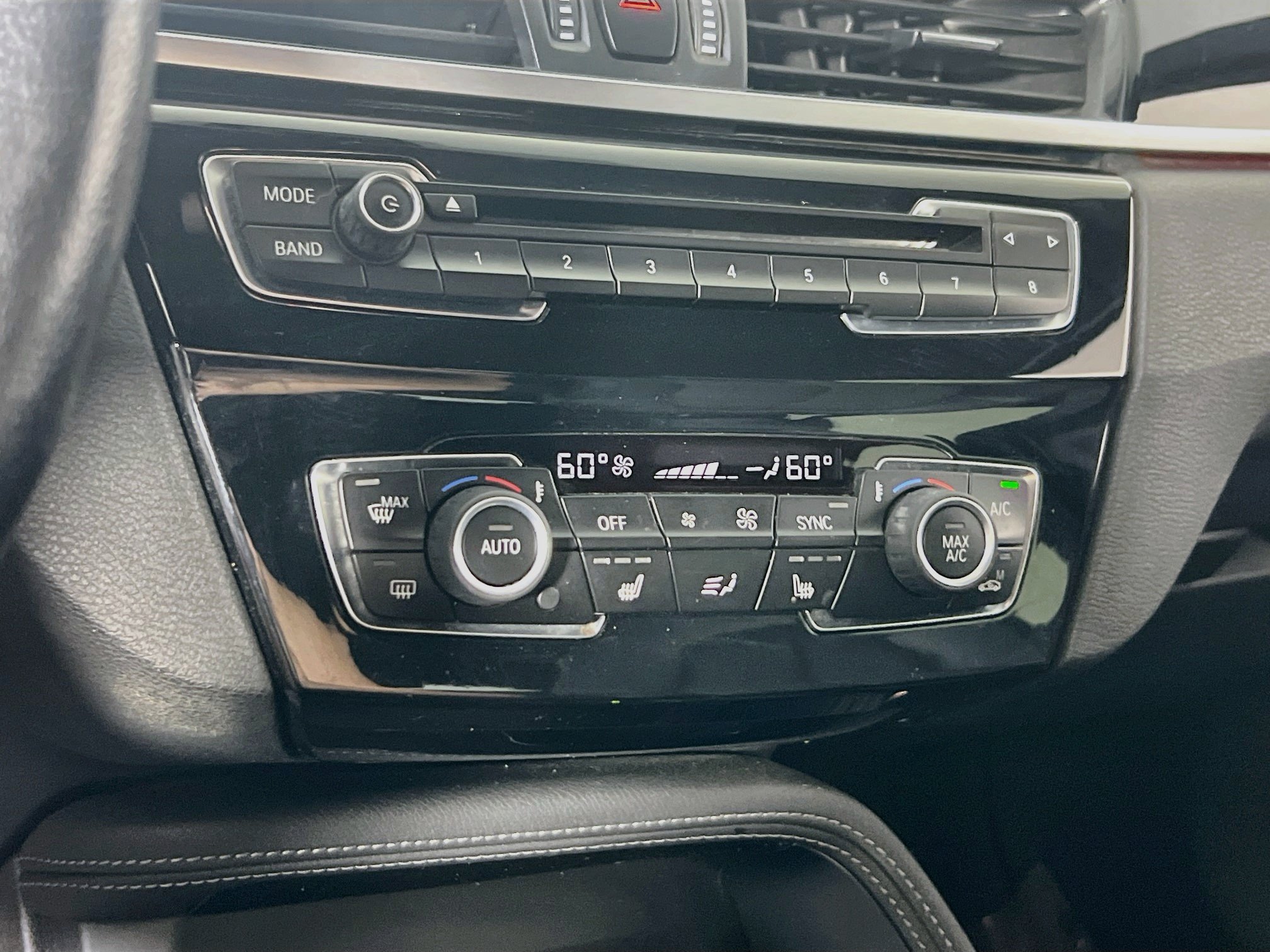 Used 2018 BMW X1 xDrive28i AWD/4WD image 16