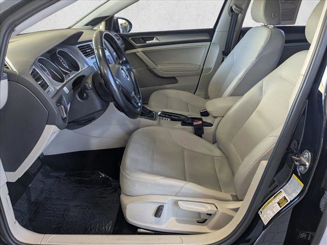 Used 2015 Volkswagen Golf TDI SE image 14