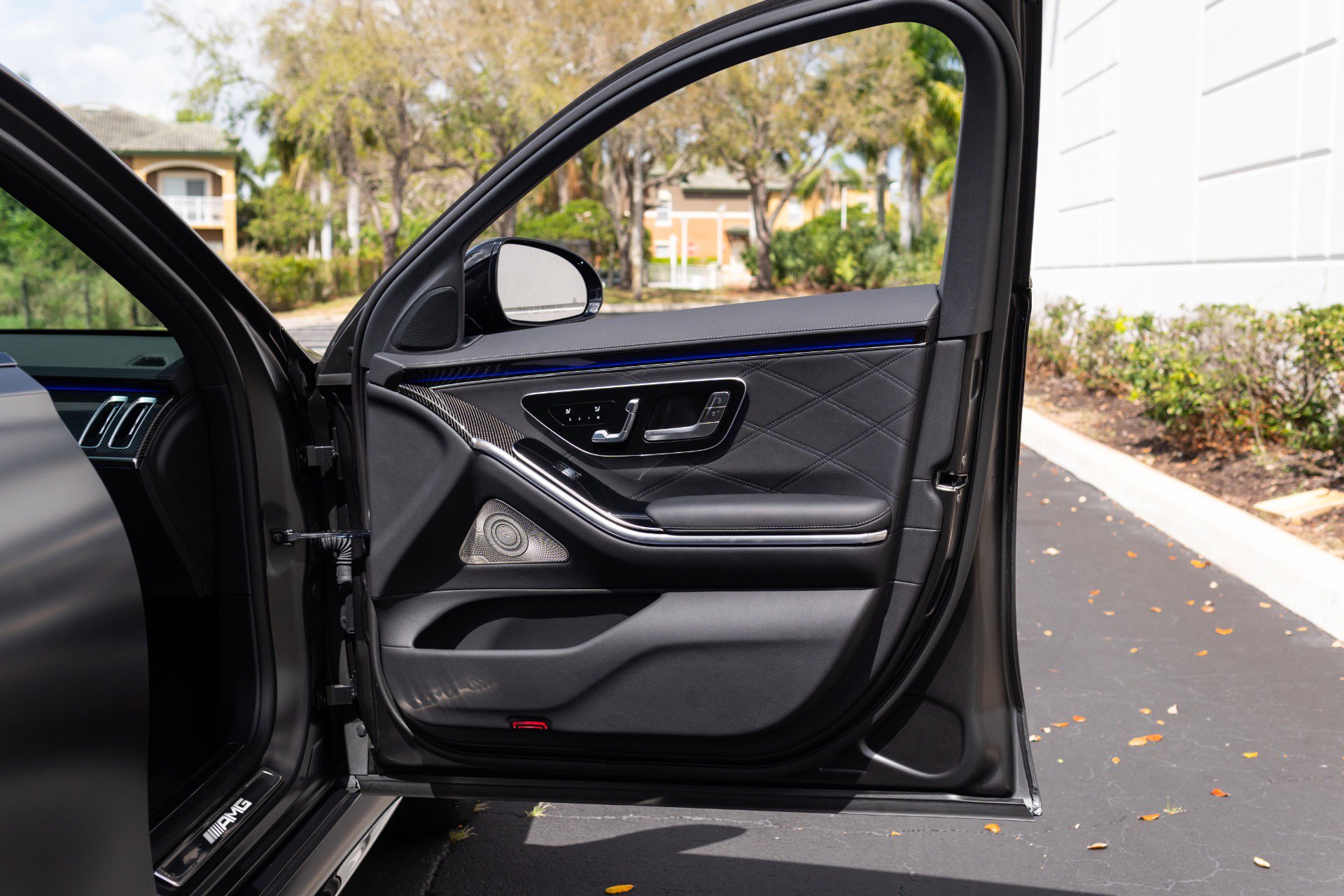 Used 2025 Mercedes-Benz S 63 AMG S image 58