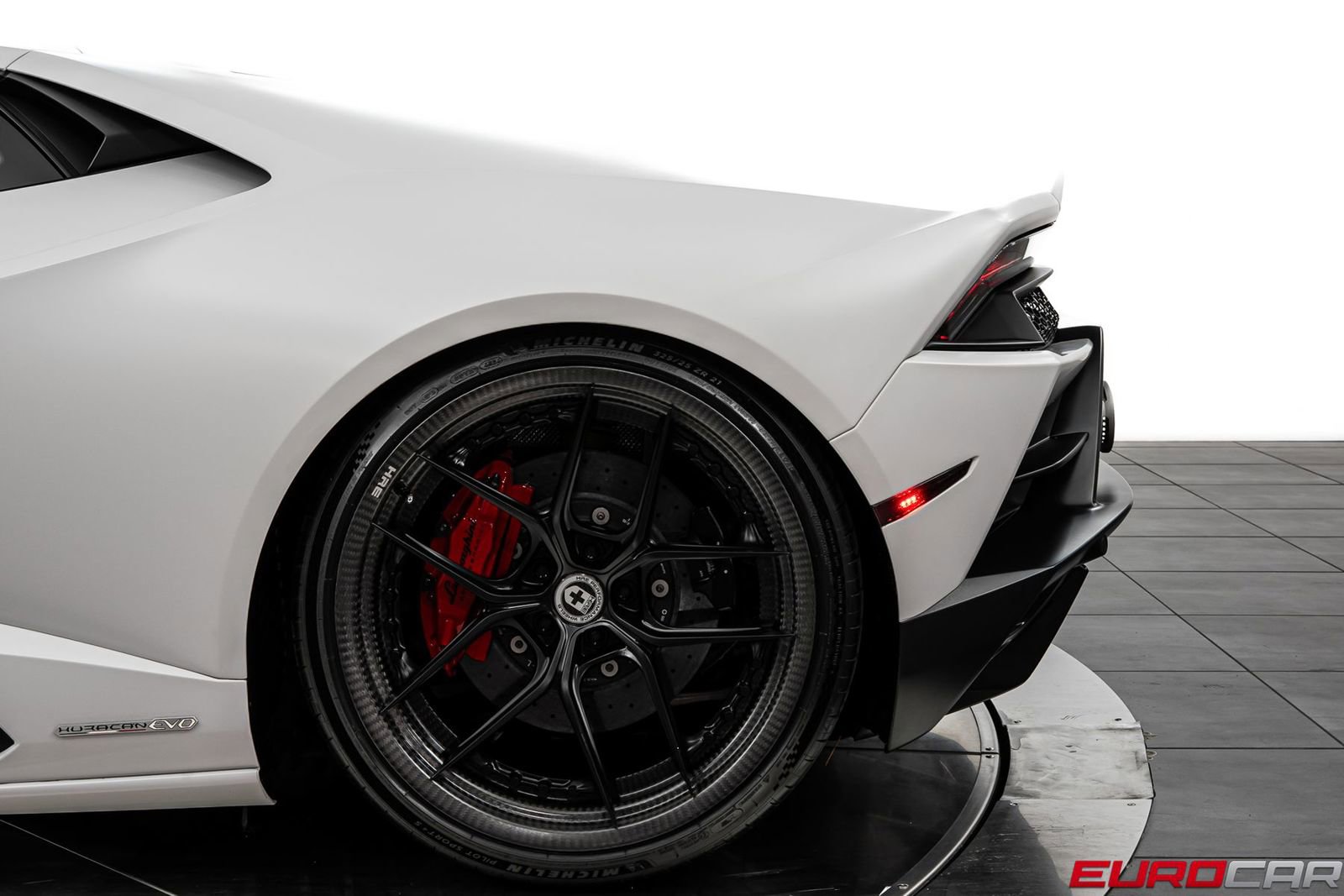 Used 2020 Lamborghini Huracan EVO AWD/4WD image 14