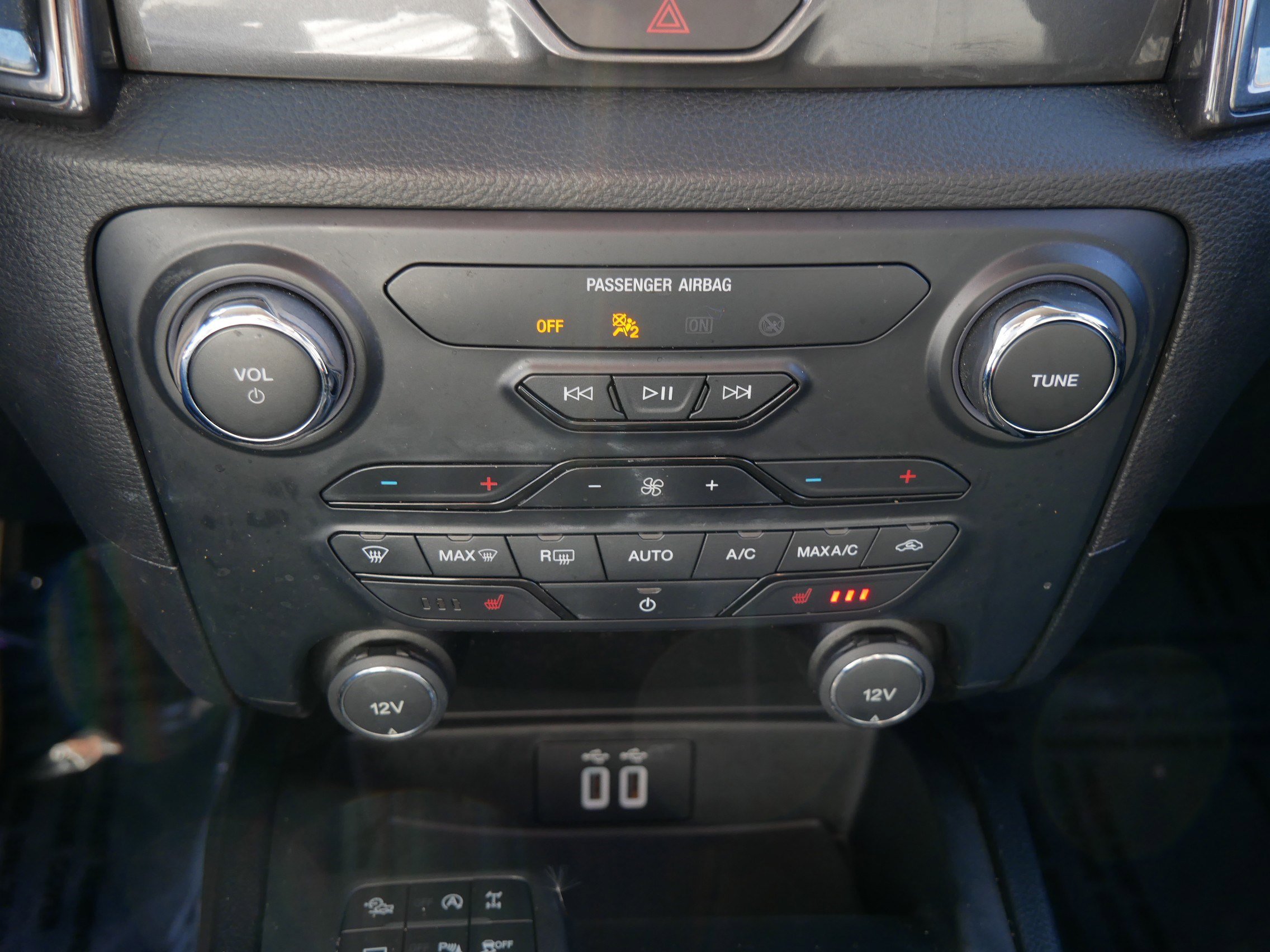 Certified 2019 Ford Ranger Lariat w/ Black Appearance Package image 23