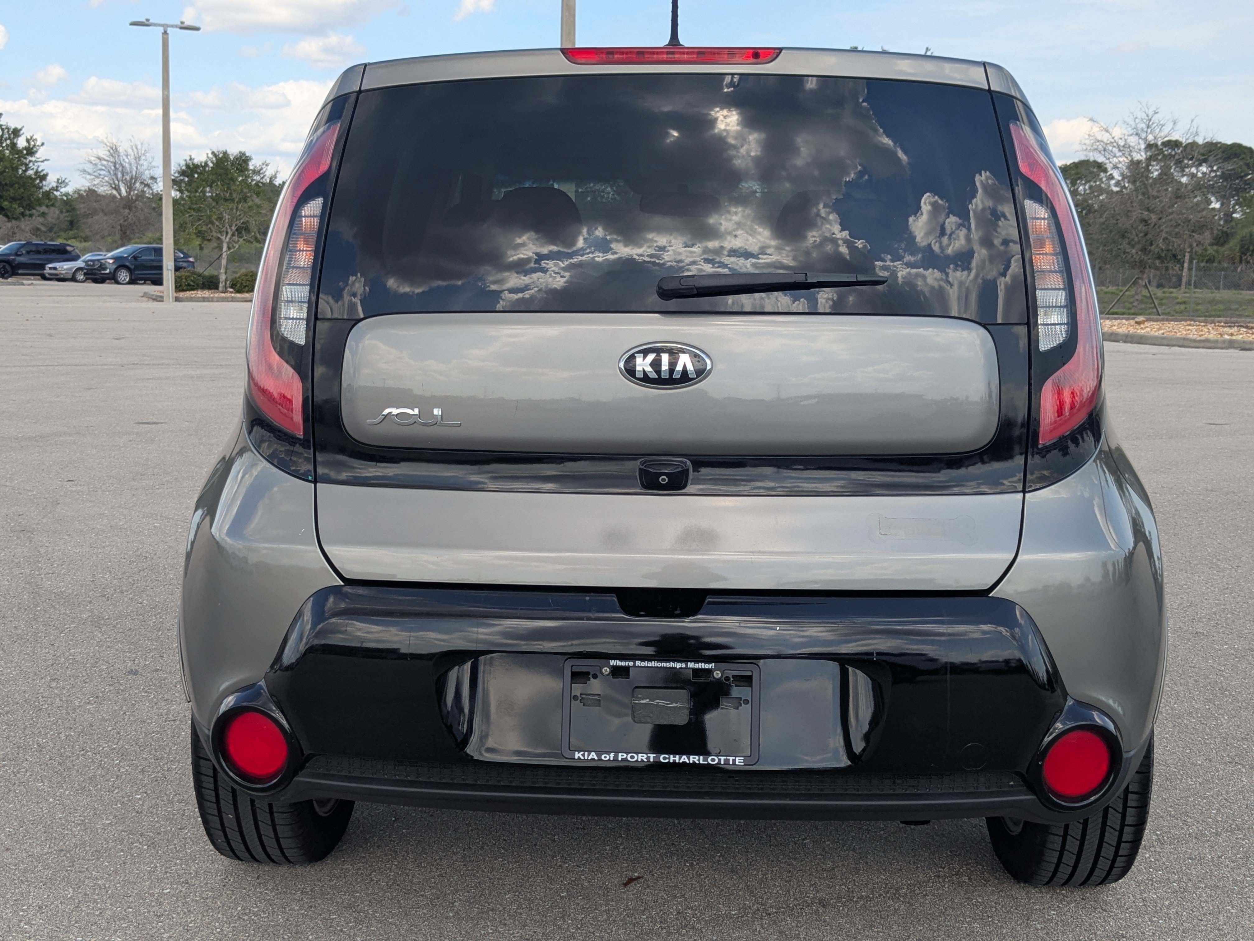Used 2016 Kia Soul + image 6