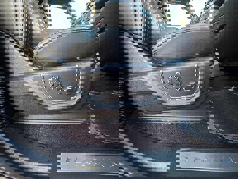 Used 2017 Ford F150 Platinum w/ Equipment Group 701A Luxury AWD/4WD image 44