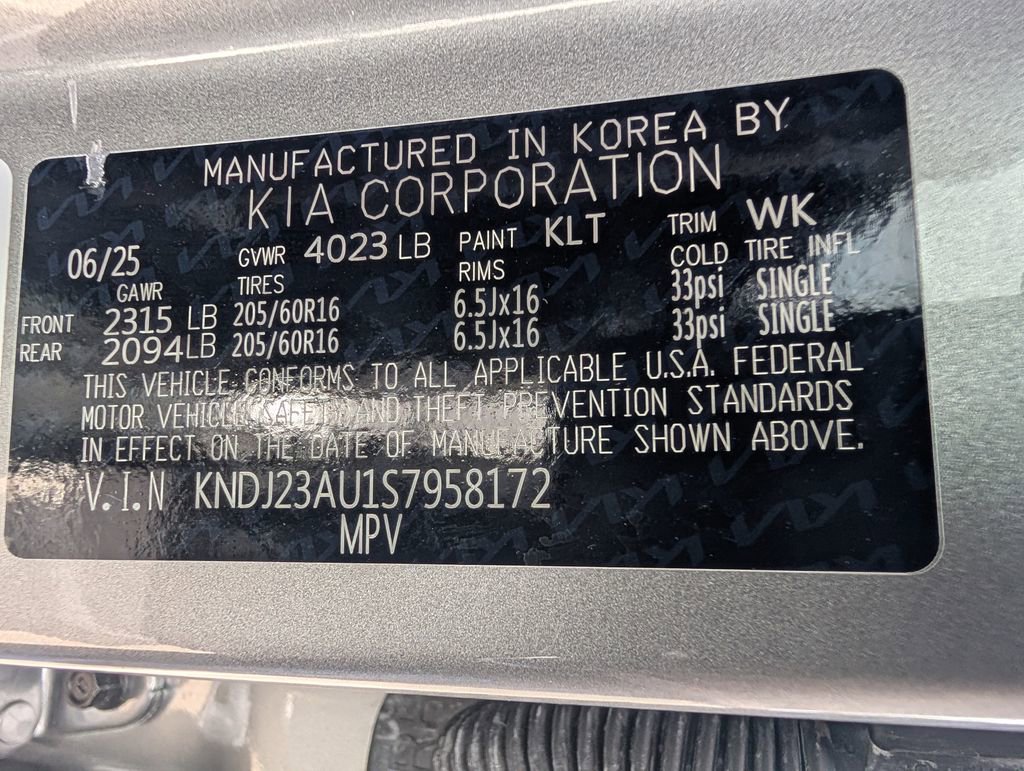 Used 2025 Kia Soul LX FWD image 22