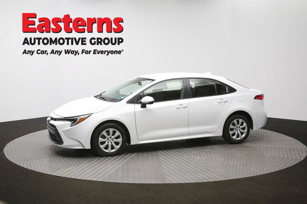 Used 2024 Toyota Corolla LE FWD image 57
