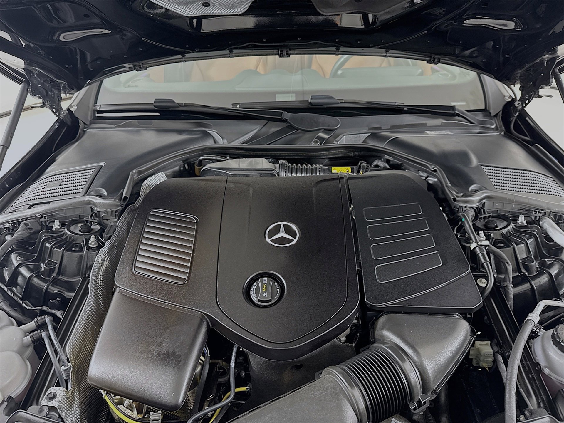 Certified 2025 Mercedes-Benz C 300 Sedan image 33