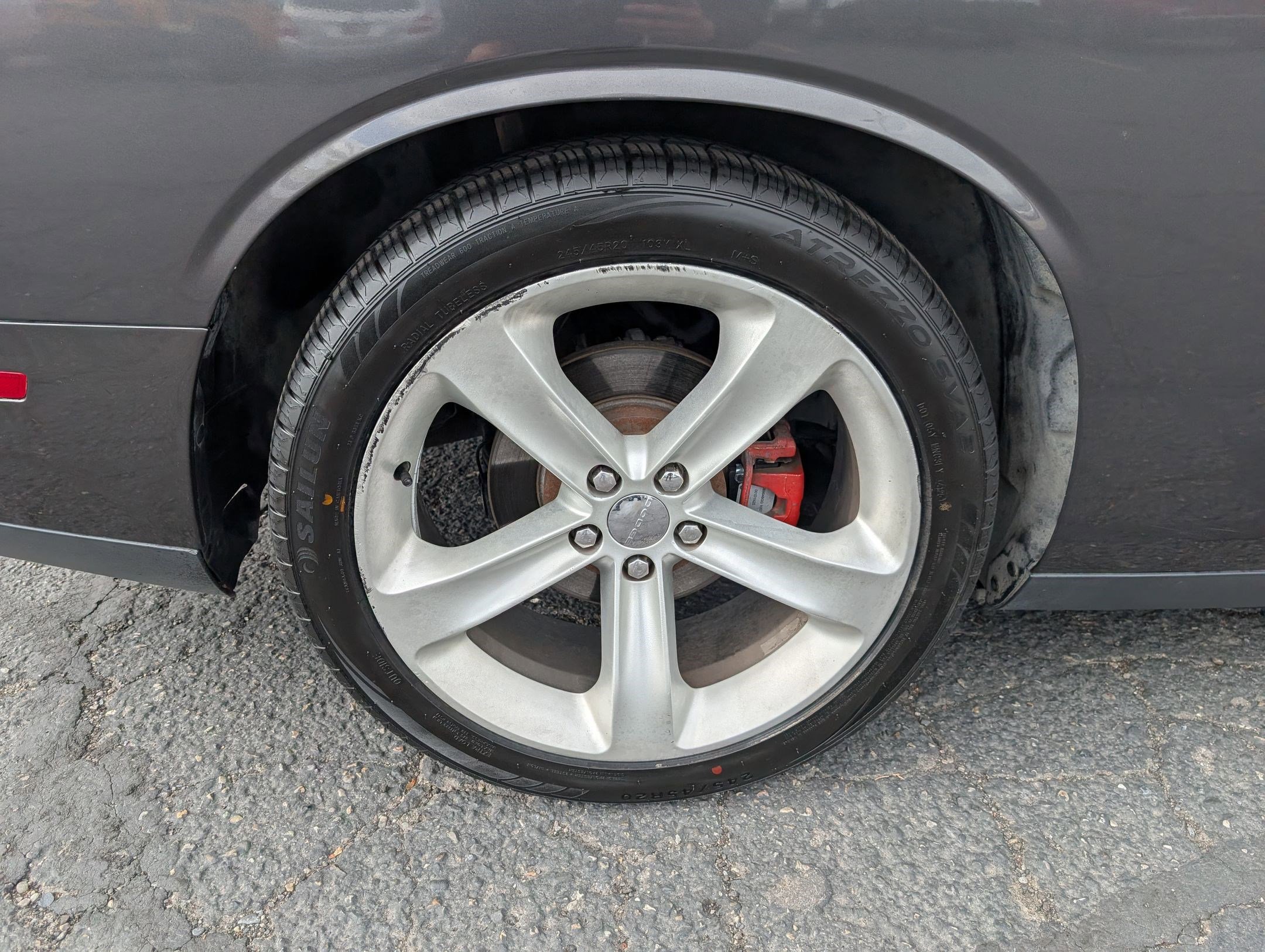 Used 2015 Dodge Challenger R/T Plus RWD image 9