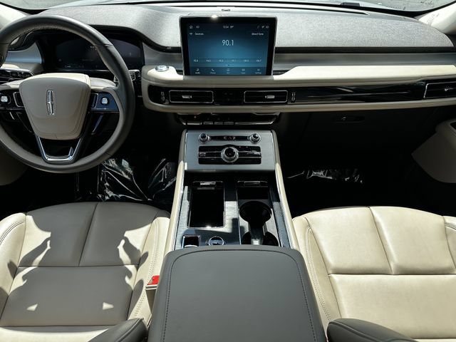 Certified 2024 Lincoln Aviator AWD w/ Elements Package image 15