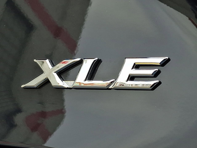 Used 2026 Toyota Camry XLE w/ Premium Package image 33