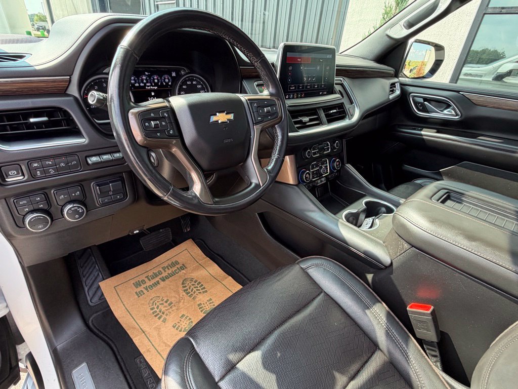 Used 2021 Chevrolet Suburban High Country AWD/4WD image 12