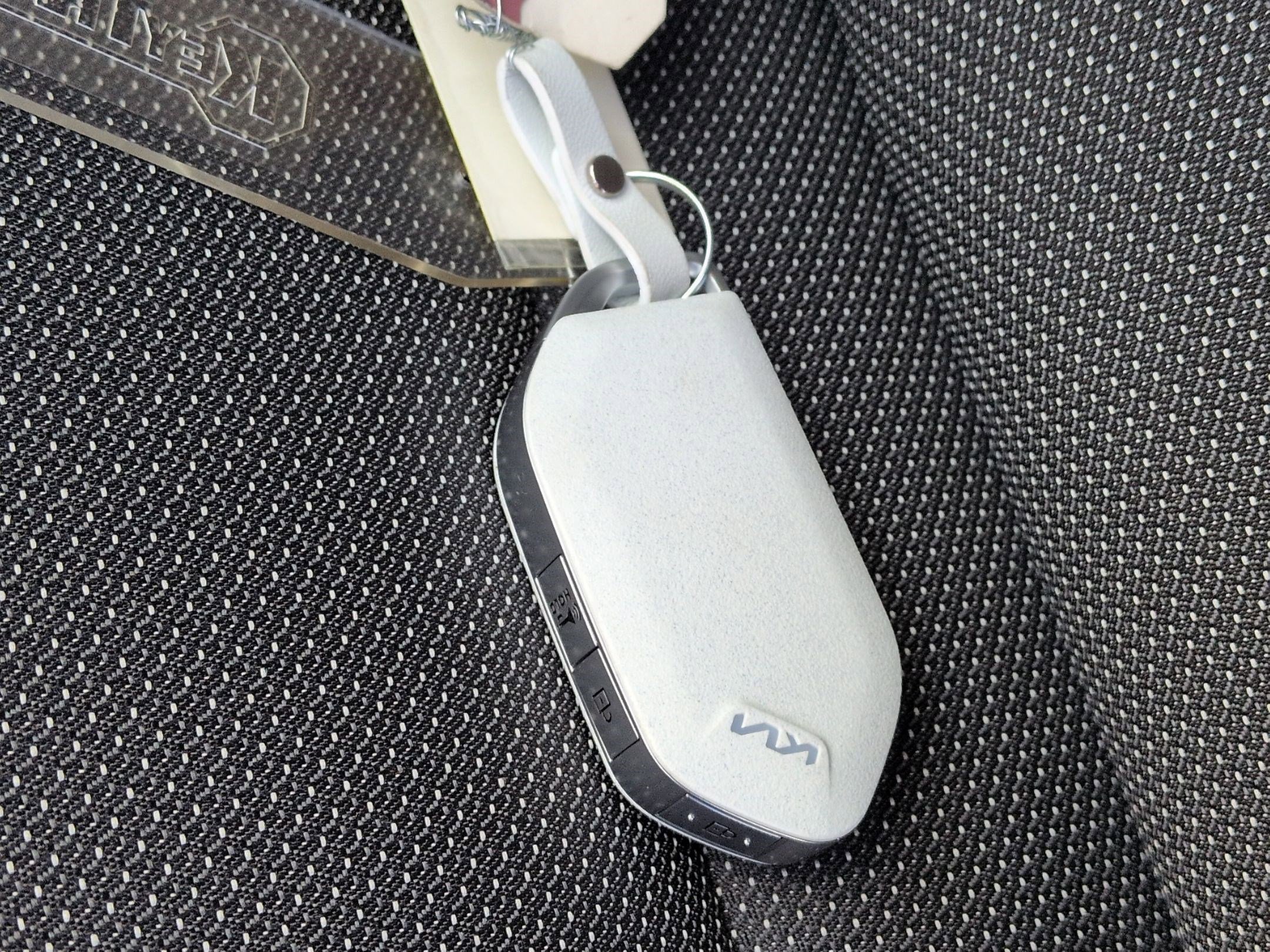 Used 2025 Kia EV6 Light w/ Light LR Technology Package RWD image 33