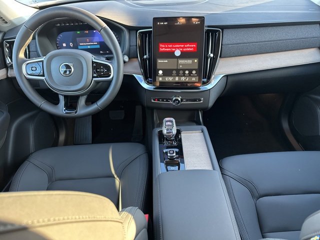 New 2026 Volvo XC90 B6 Plus w/ Protection Package Premier image 11