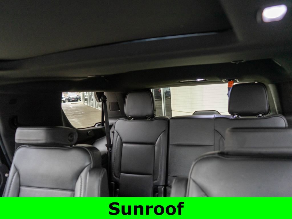Used 2021 GMC Yukon Denali w/ Denali Ultimate Package image 13