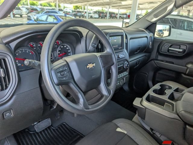 Used 2025 Chevrolet Silverado 1500 Custom RWD image 9