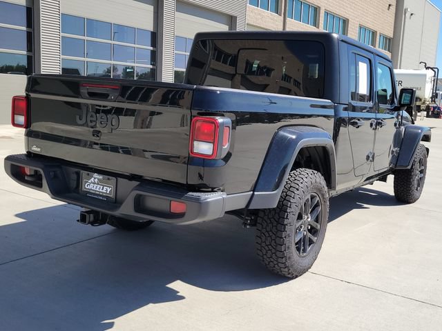 Used 2023 Jeep Gladiator Sport AWD/4WD image 3