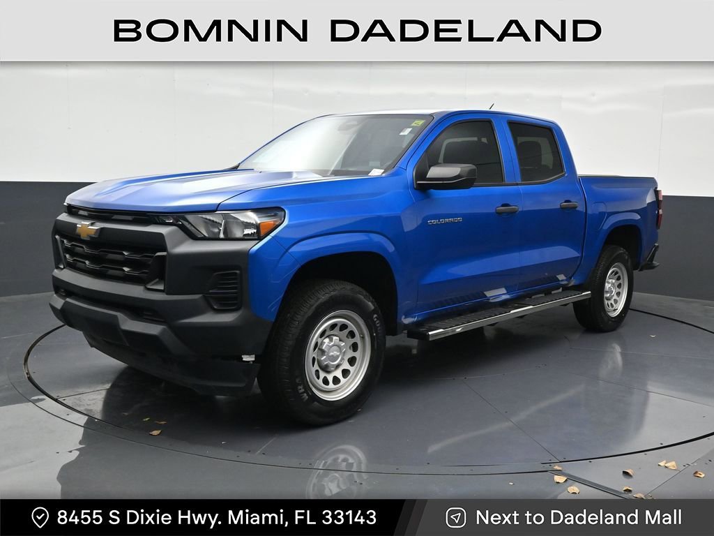 Used 2023 Chevrolet Colorado W/T w/ Advanced Trailering Package image 1