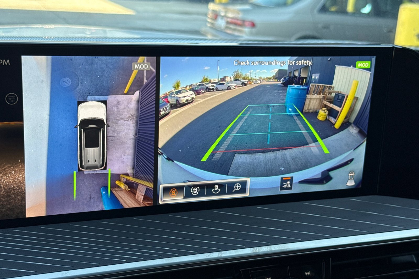 New 2026 INFINITI QX80 Autograph w/ Premium Cargo Package image 22