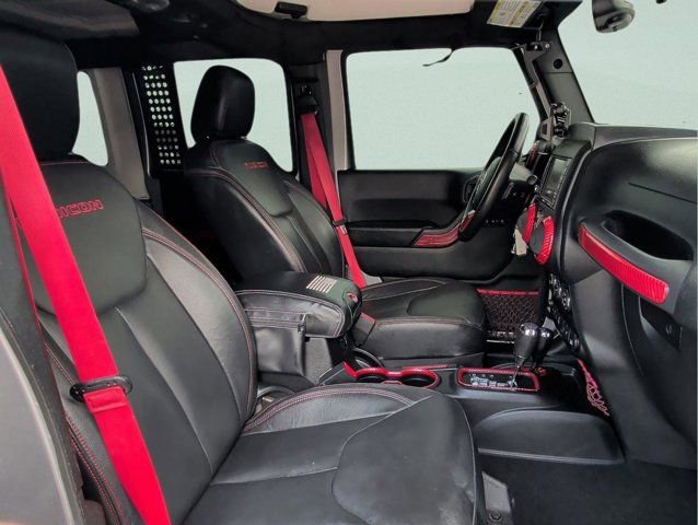 Used 2017 Jeep Wrangler Unlimited Rubicon image 14