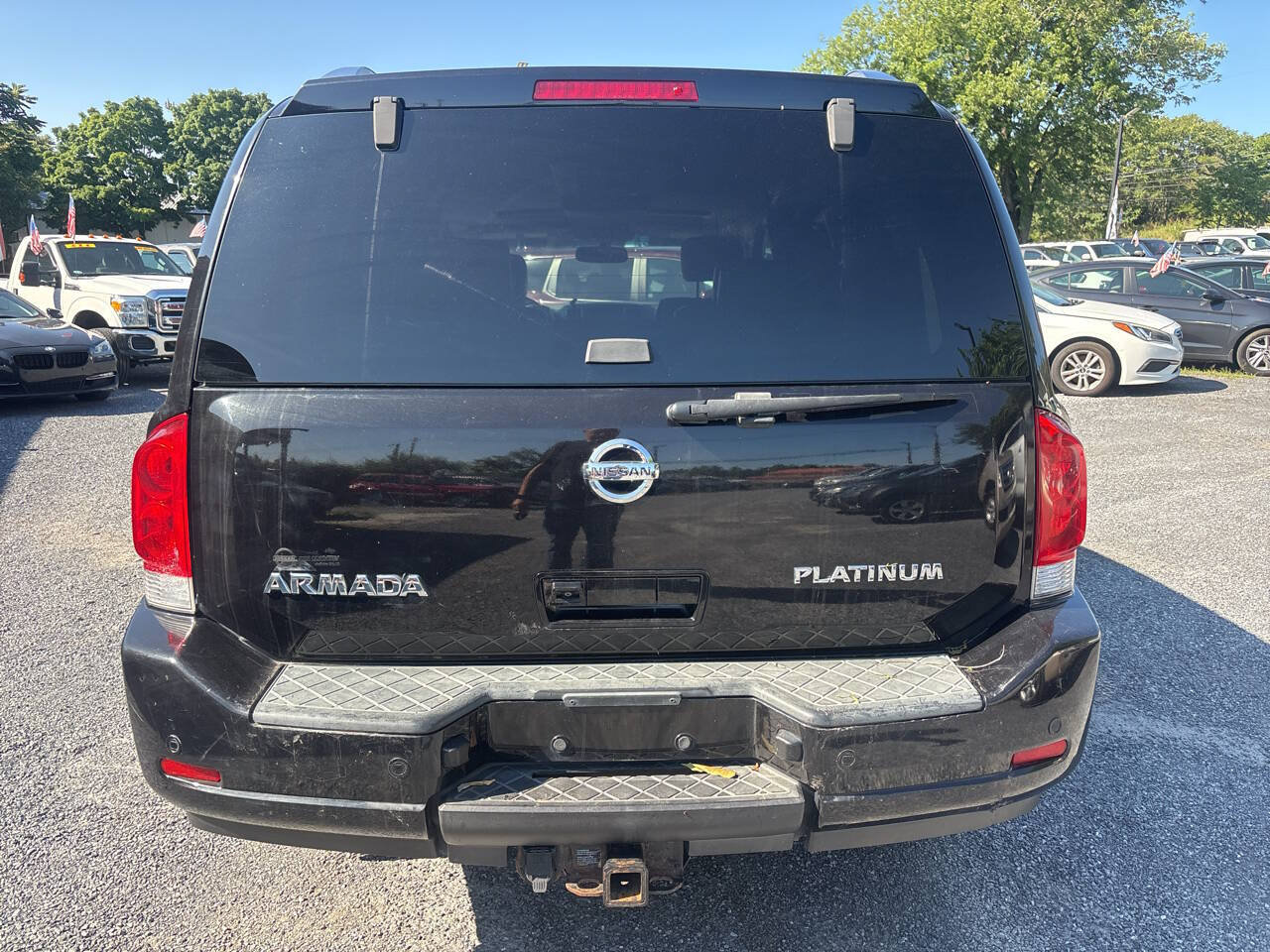 Used 2010 Nissan Armada SE AWD/4WD image 5