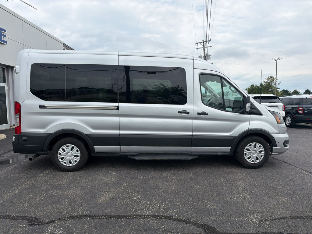 Used 2024 Ford Transit 350 XLT RWD image 5