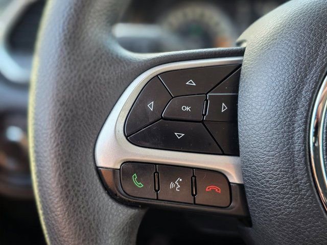 Used 2021 Jeep Renegade Sport image 23