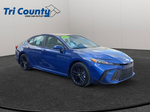 Certified 2025 Toyota Camry SE AWD/4WD image 1