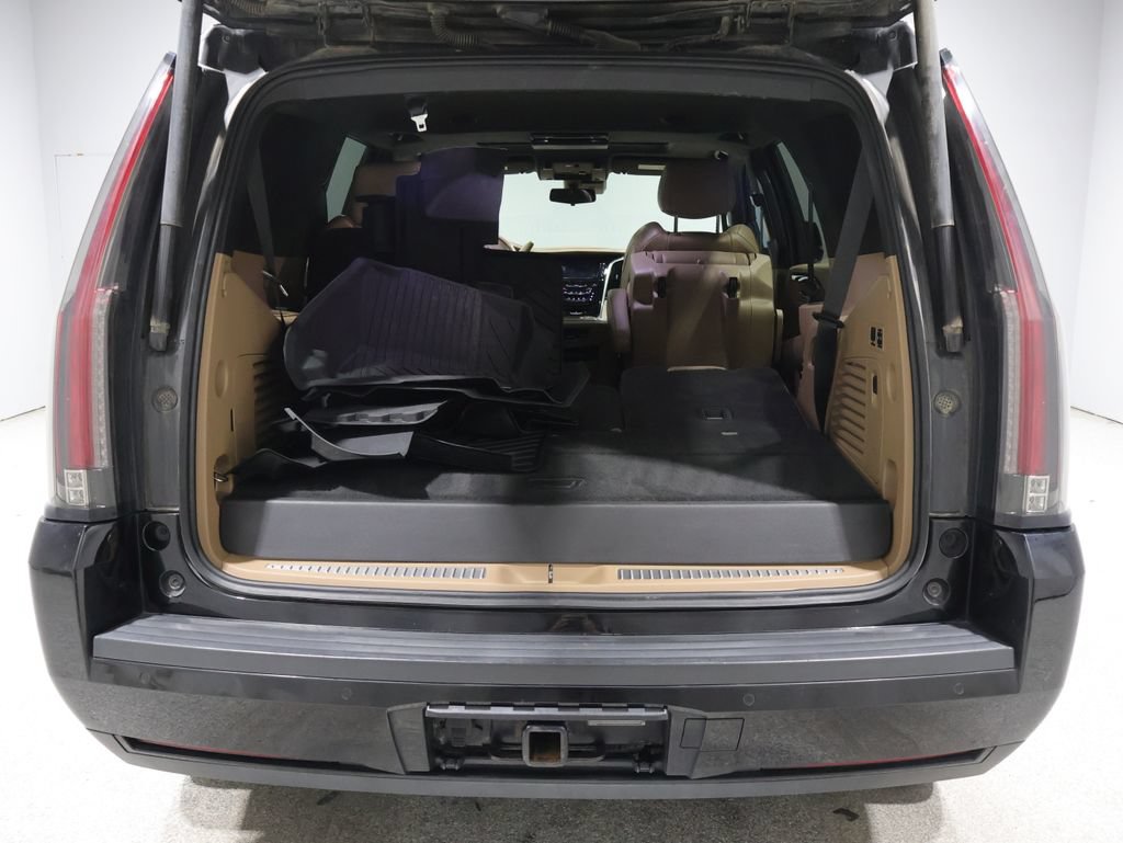 Used 2020 Cadillac Escalade Platinum AWD/4WD image 22