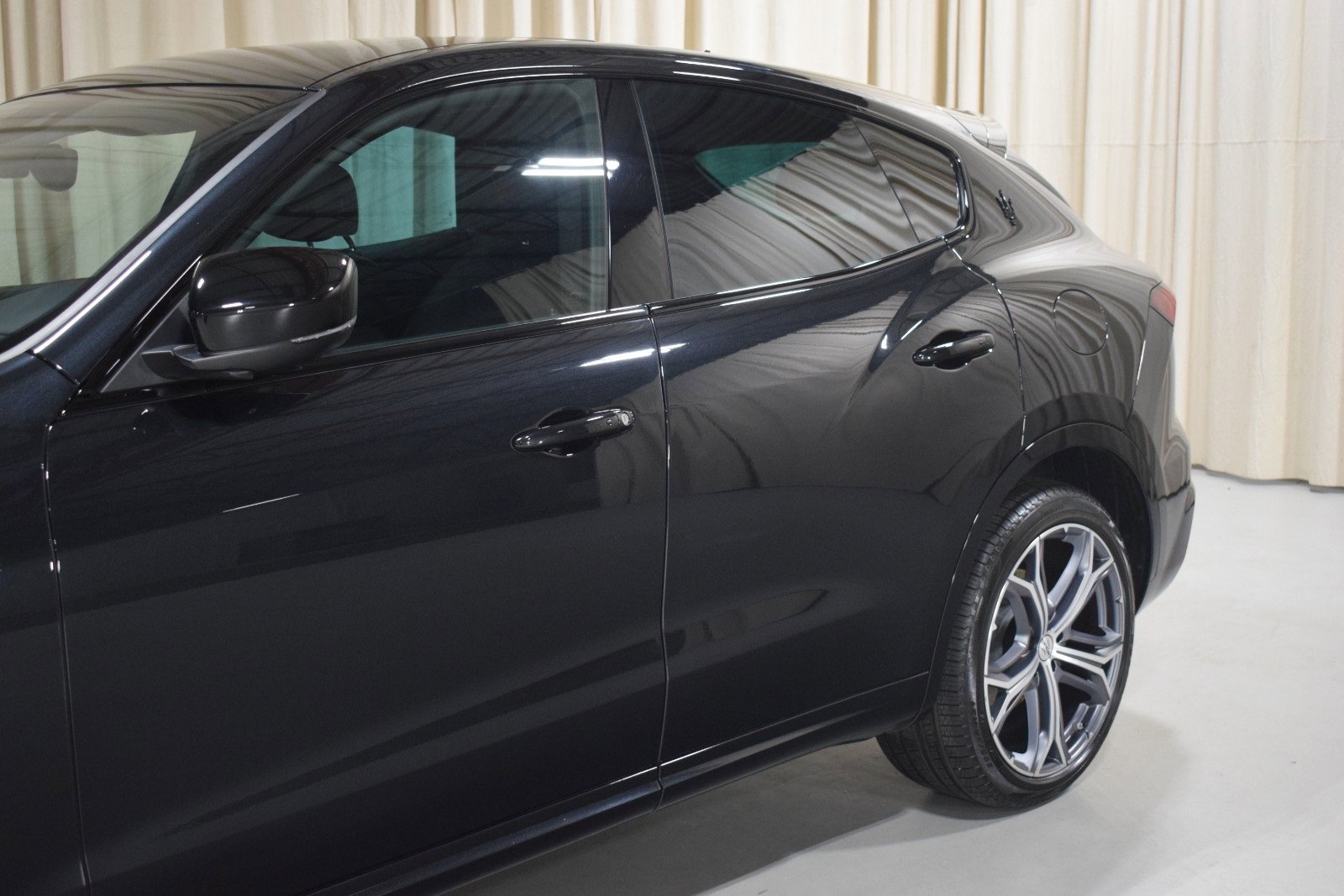 Certified 2022 Maserati Levante Modena image 3