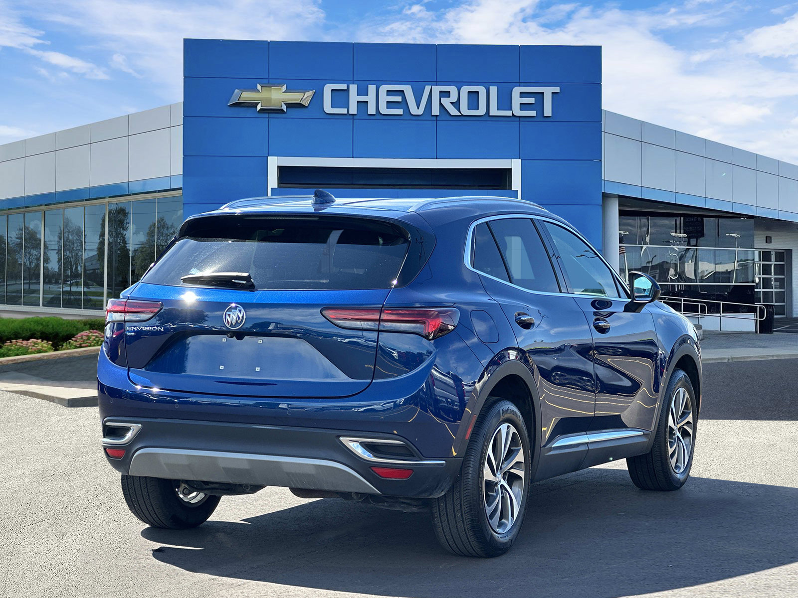 Certified 2023 Buick Envision Essence AWD/4WD image 4