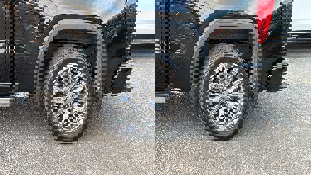 Certified 2024 GMC Sierra 1500 Denali image 9