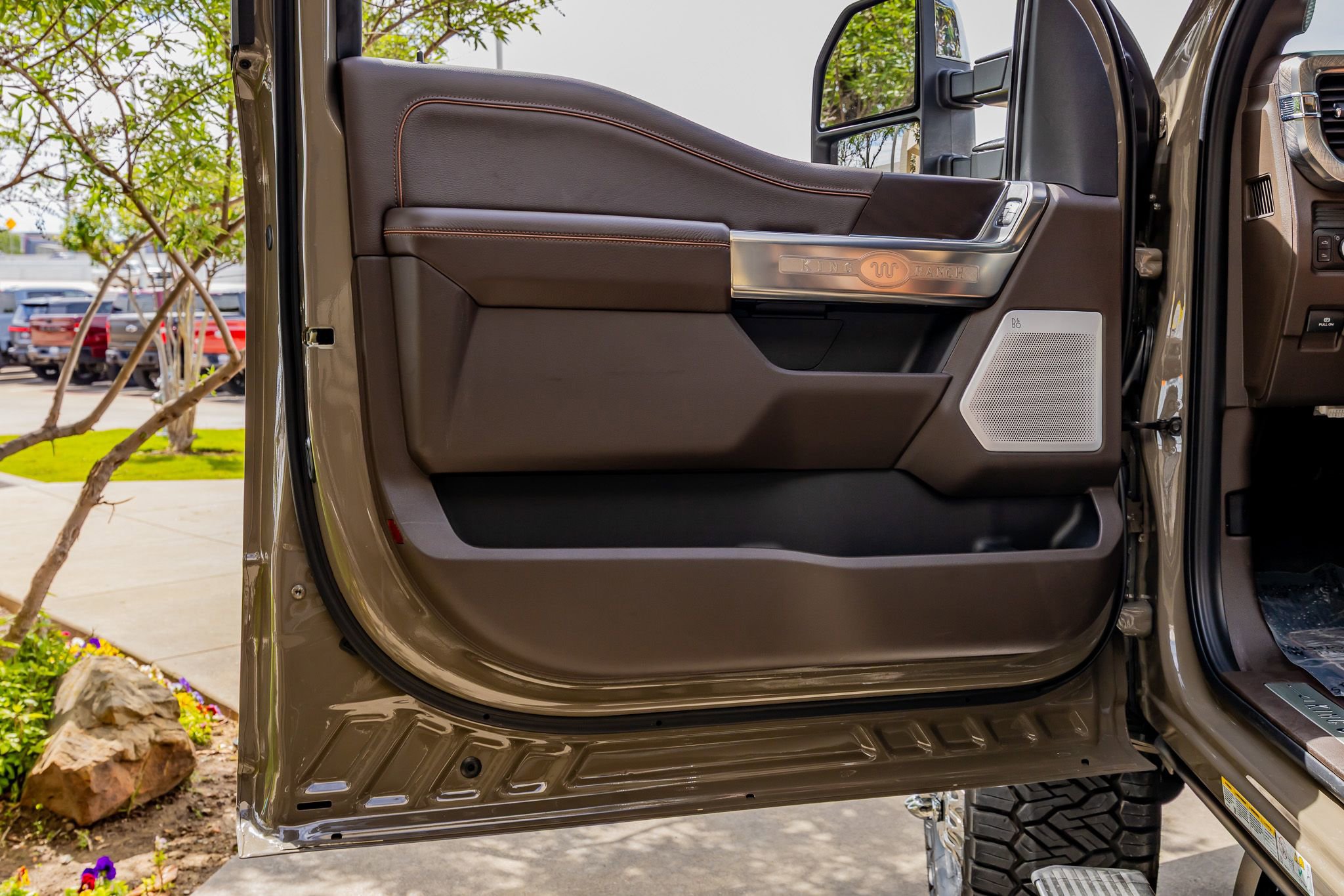 Used 2026 Ford F450 King Ranch w/ Chrome Package image 37