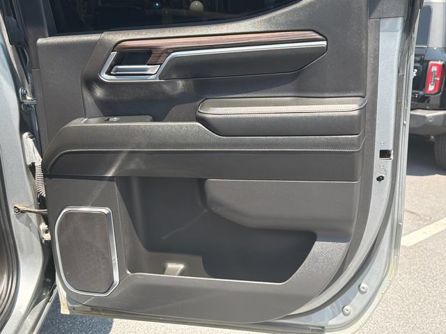 Used 2023 Chevrolet Silverado 1500 RST w/ Convenience Package II AWD/4WD image 18