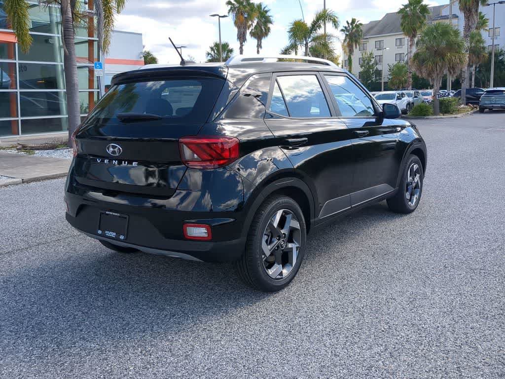 New 2026 Hyundai Venue SEL FWD image 8