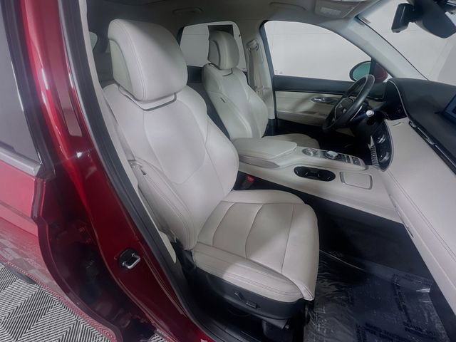 Used 2023 Genesis GV70 2.5T w/ Select Package image 30