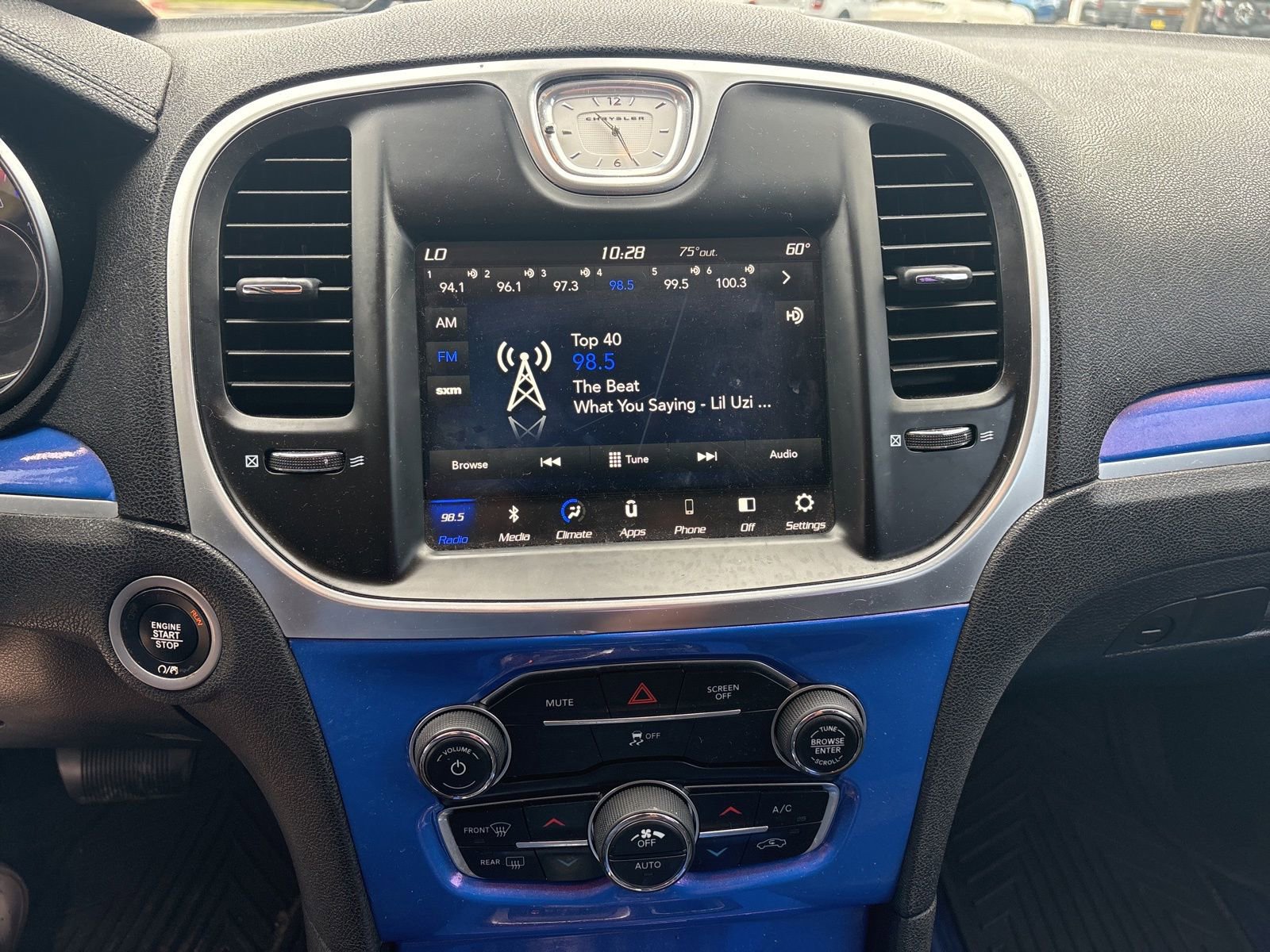 Used 2019 Chrysler 300 Touring w/ Sport Appearance Package RWD image 15
