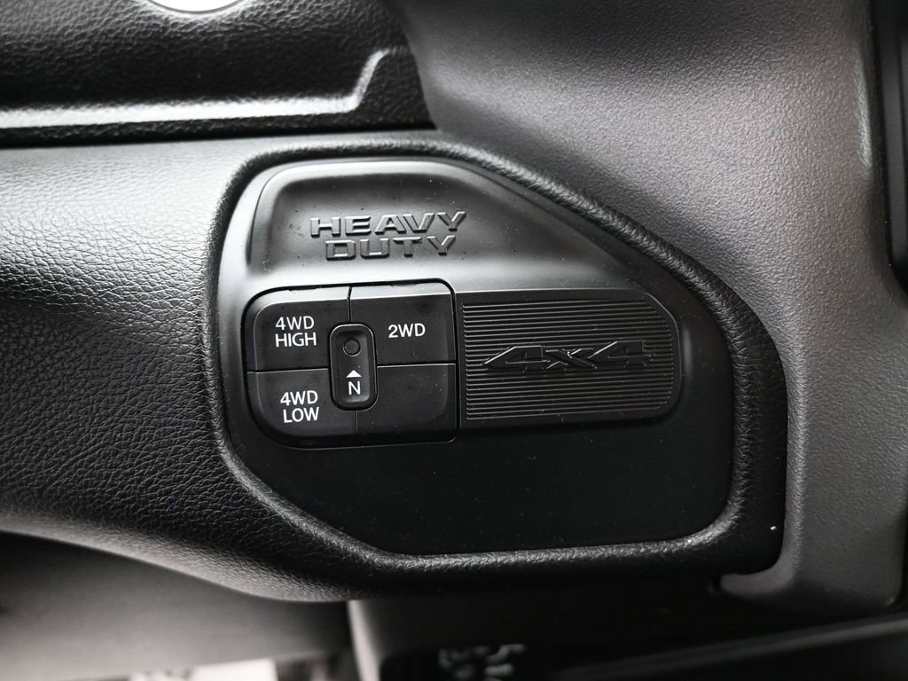 Used 2024 RAM 3500 Big Horn image 17