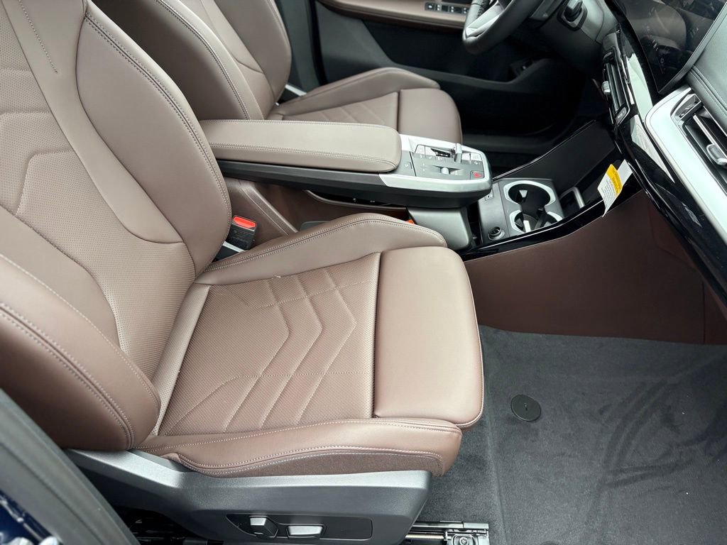 Used 2025 BMW X1 xDrive28i w/ Convenience Package image 21