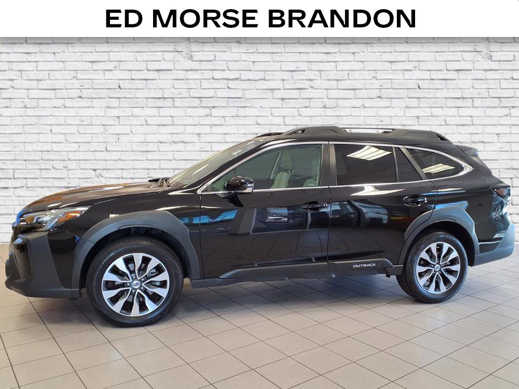 Used 2024 Subaru Outback Limited XT image 2