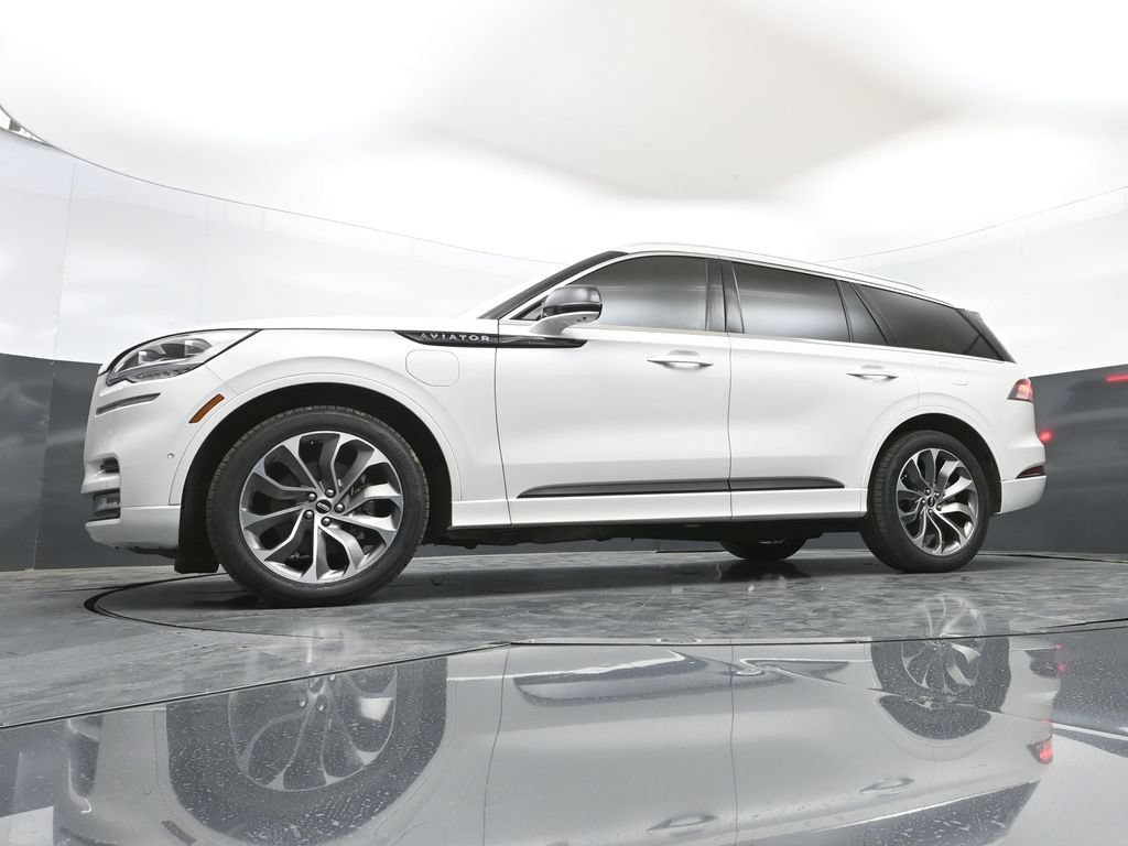 Used 2021 Lincoln Aviator Grand Touring w/ Equipment Group 302A AWD/4WD image 59