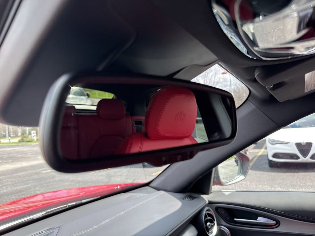 Used 2024 Alfa Romeo Stelvio Veloce image 47