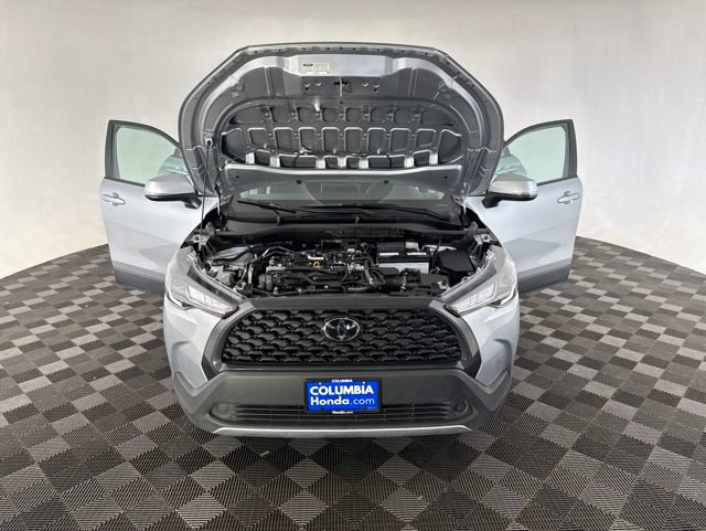 Used 2023 Toyota Corolla Cross LE w/ Moonroof Package AWD/4WD image 14