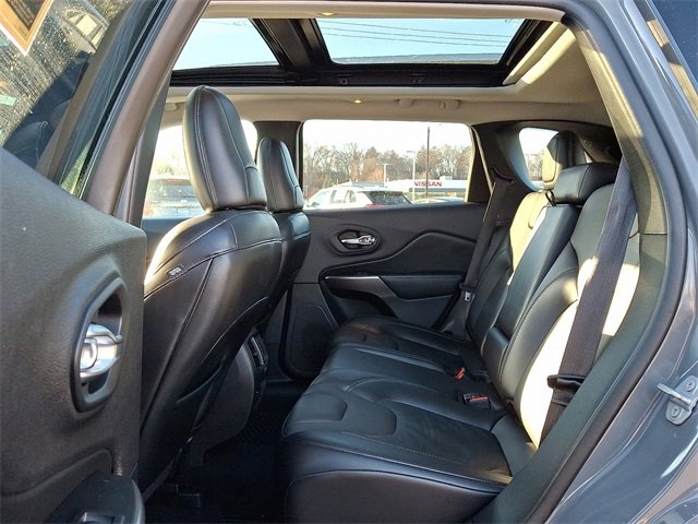 Used 2021 Jeep Cherokee Limited image 10