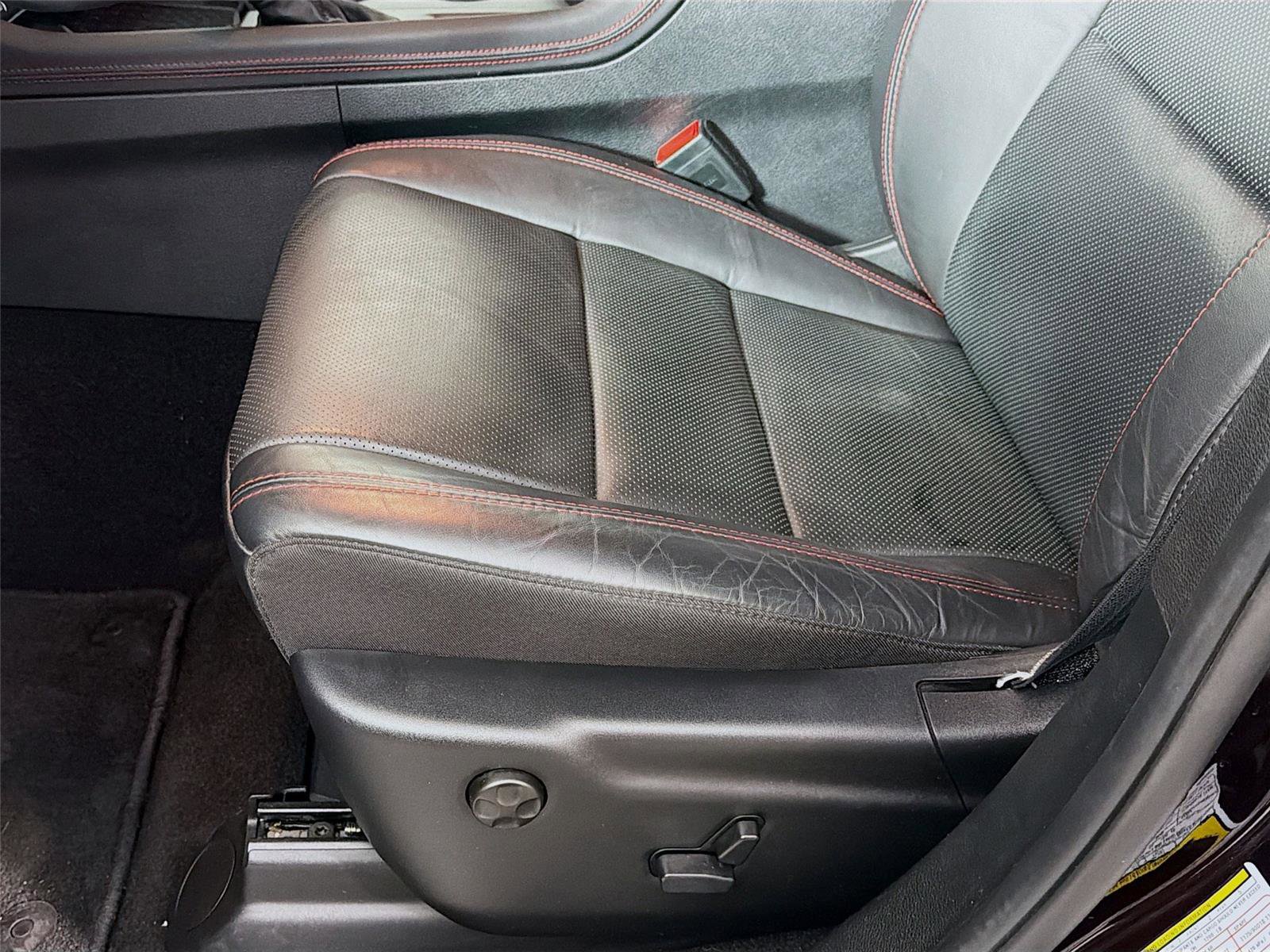 Used 2025 Dodge Durango GT image 21