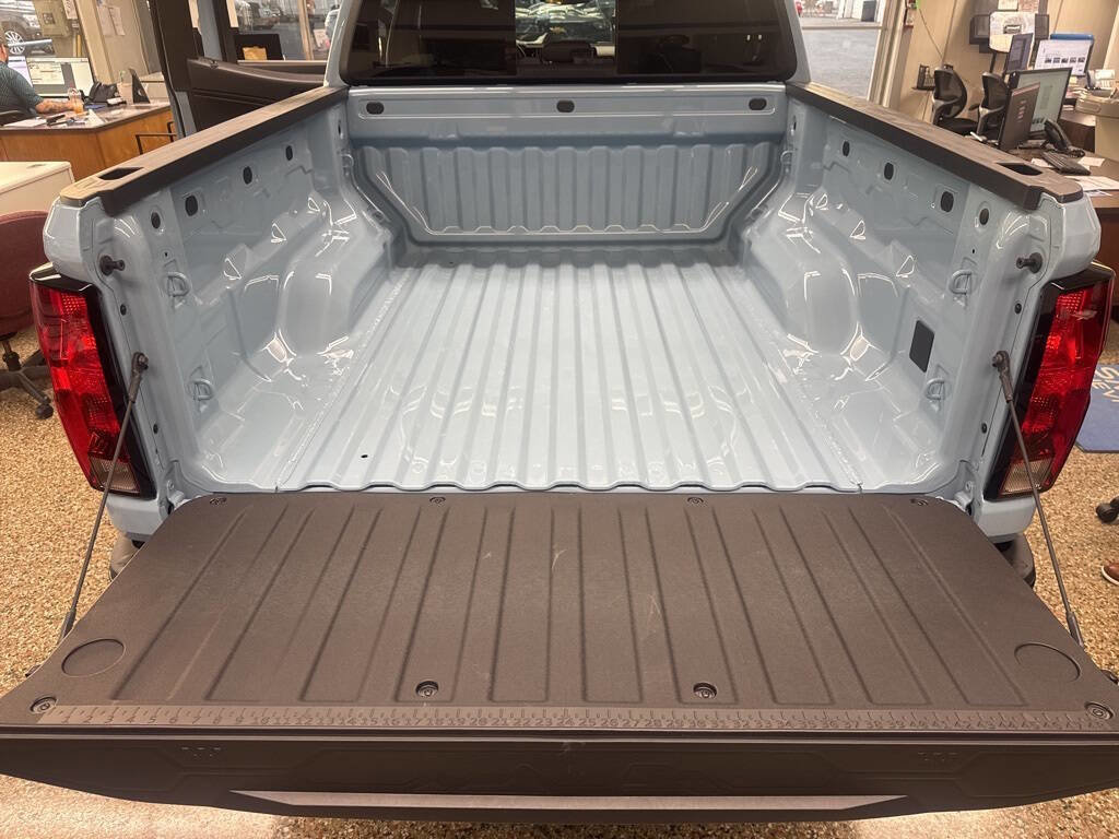 New 2026 Chevrolet Colorado W/T w/ WT Custom Package image 16