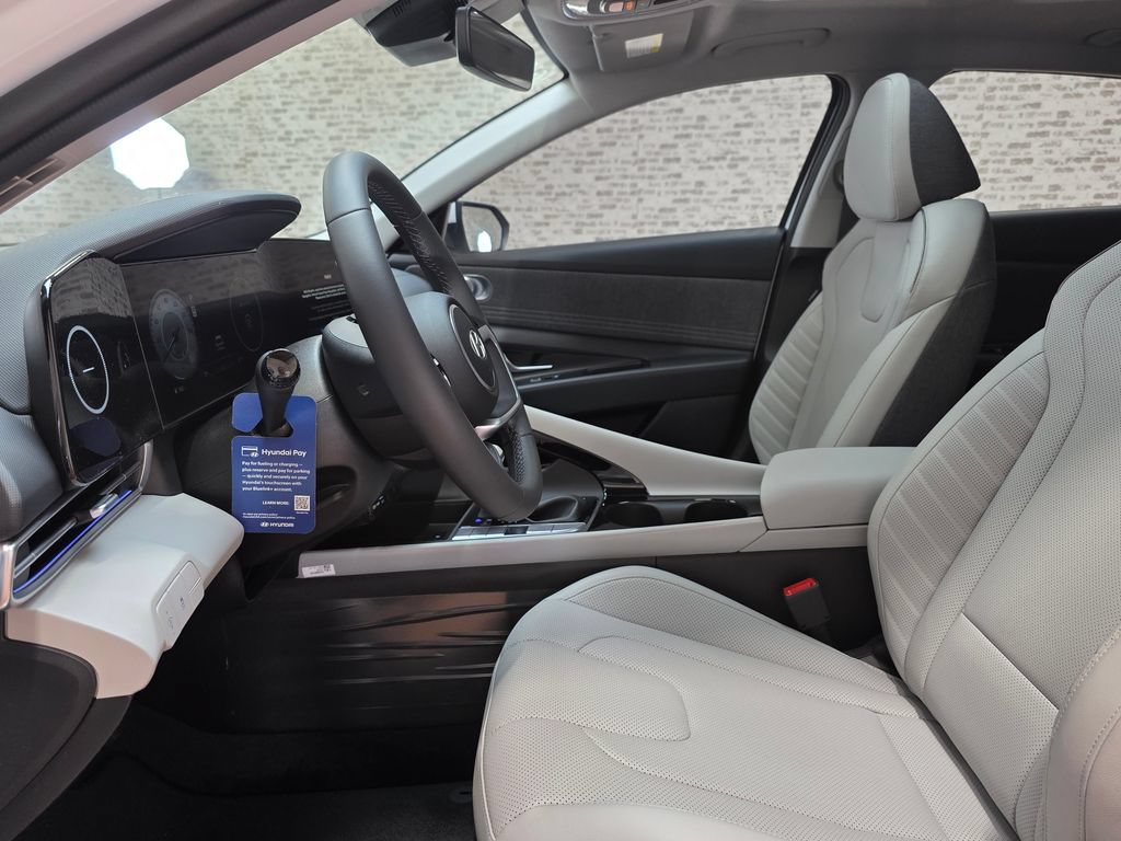 New 2026 Hyundai Elantra Limited FWD image 21