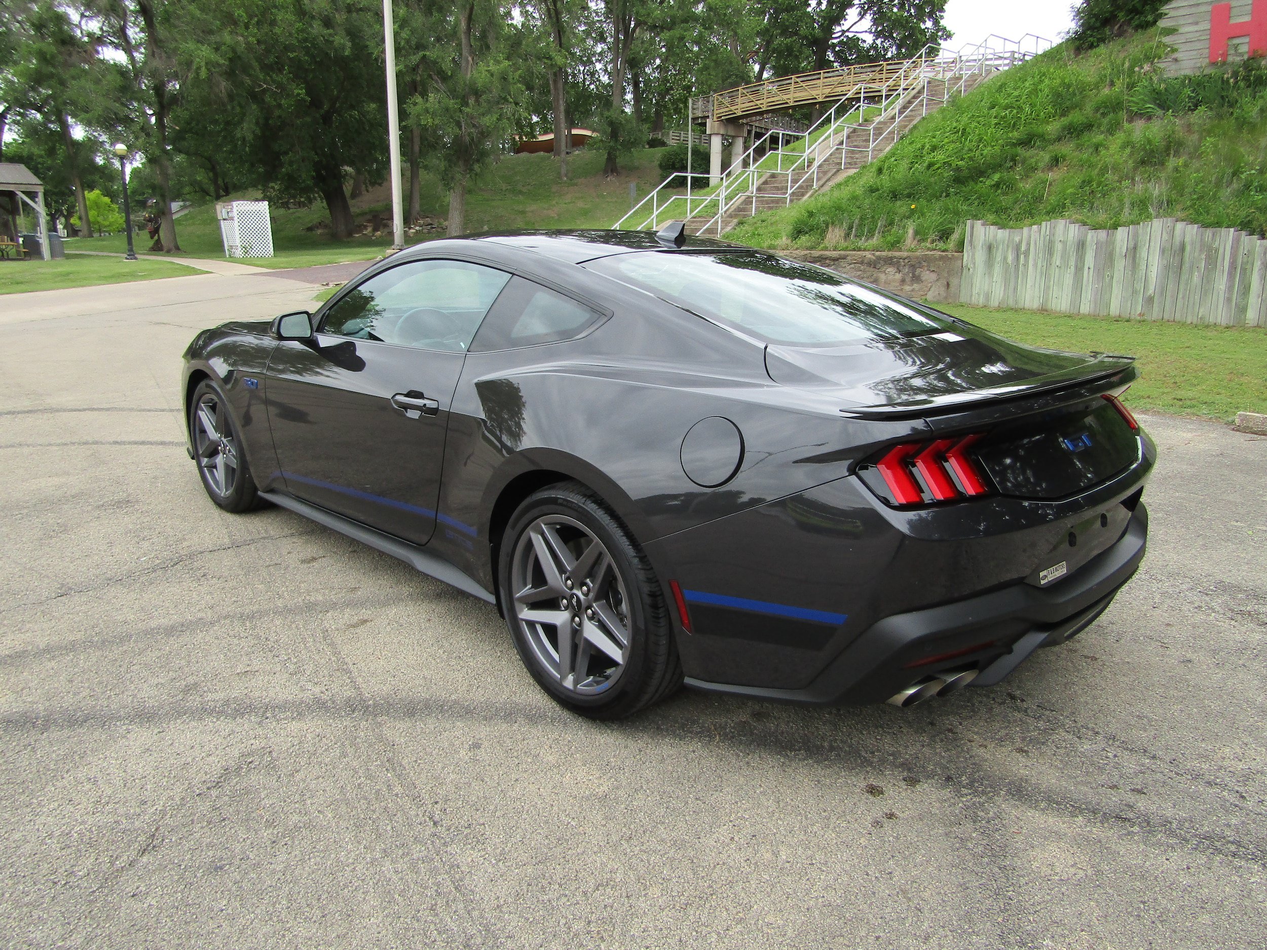 Used 2024 Ford Mustang GT Premium RWD image 2