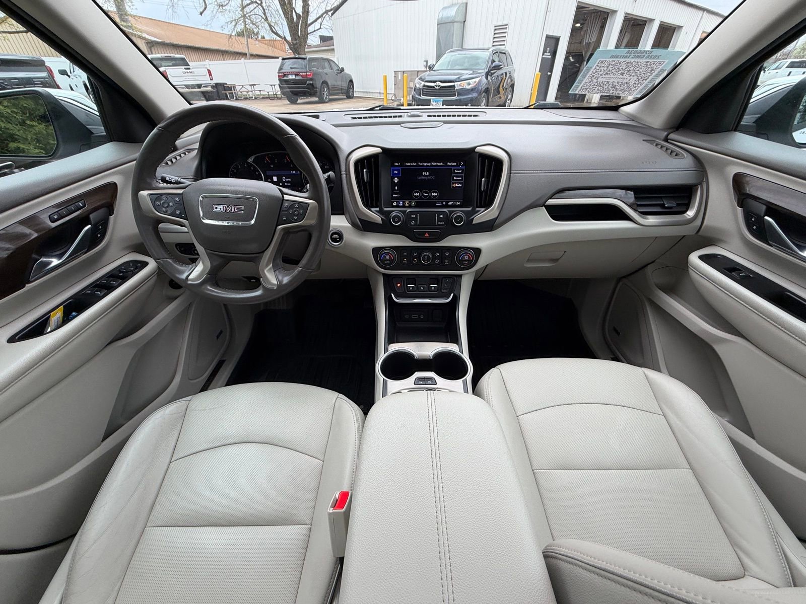 Used 2020 GMC Terrain Denali w/ Denali Premium Package image 16