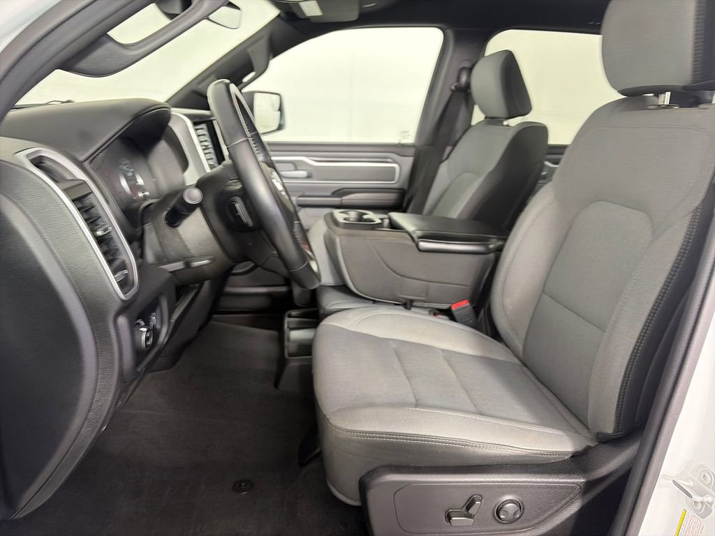 Used 2022 RAM 1500 Big Horn AWD/4WD image 11